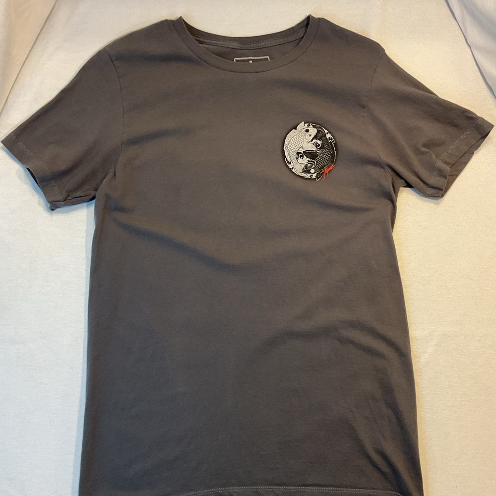 Urban Pipeline Men's Dark Gray Short Sleeve T-Shirt, Size M, Koi Yin-Yang Design